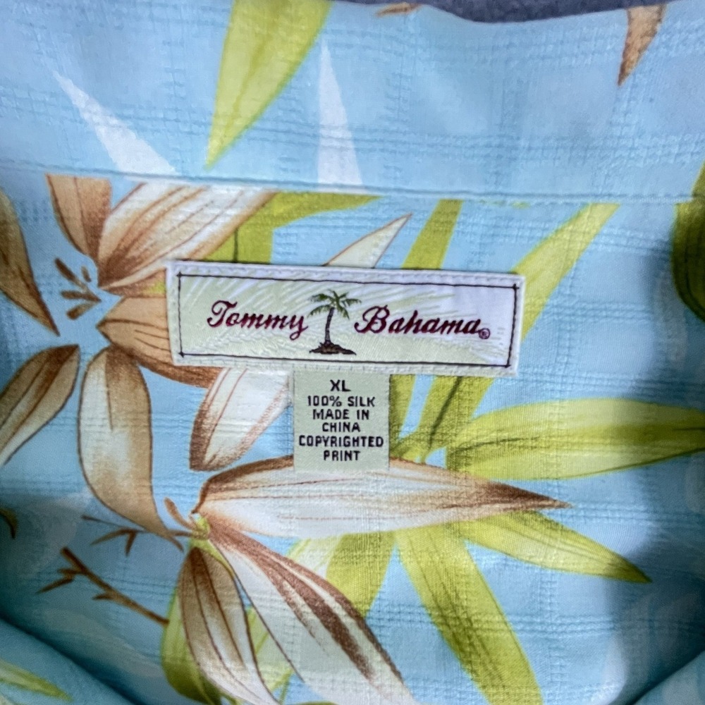 Tommy Bahama Shirt Mens XL Blue Bamboo Print Silk‎ Short Sleeve Camp Button Up - Picture 2 of 7